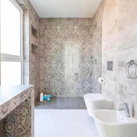 Villa In Armacao De Pera With Garden Villa *