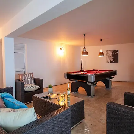 别墅 Villa In Armacao De Pera With Garden *